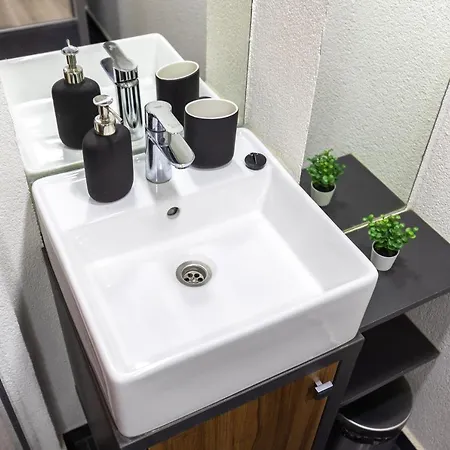 Wesselenyi 40 * Budapest